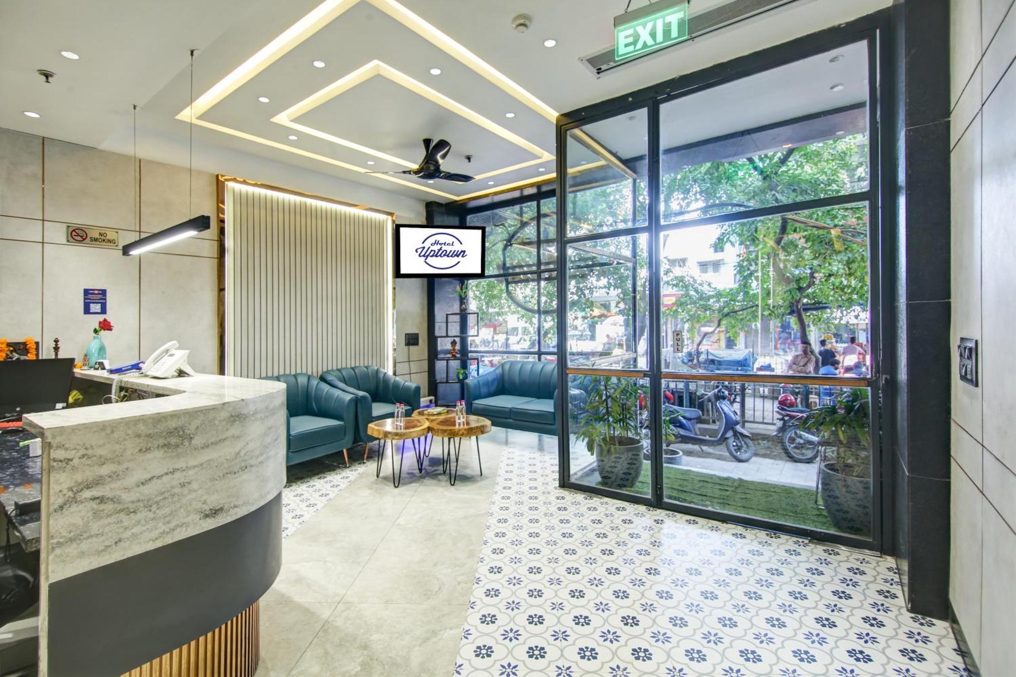 Hotel Uptown - 1Km Connaught Place New Delhi Exterior photo